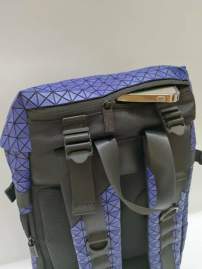 Picture of Issey Miyake Handbags _SKUfw180348536fw